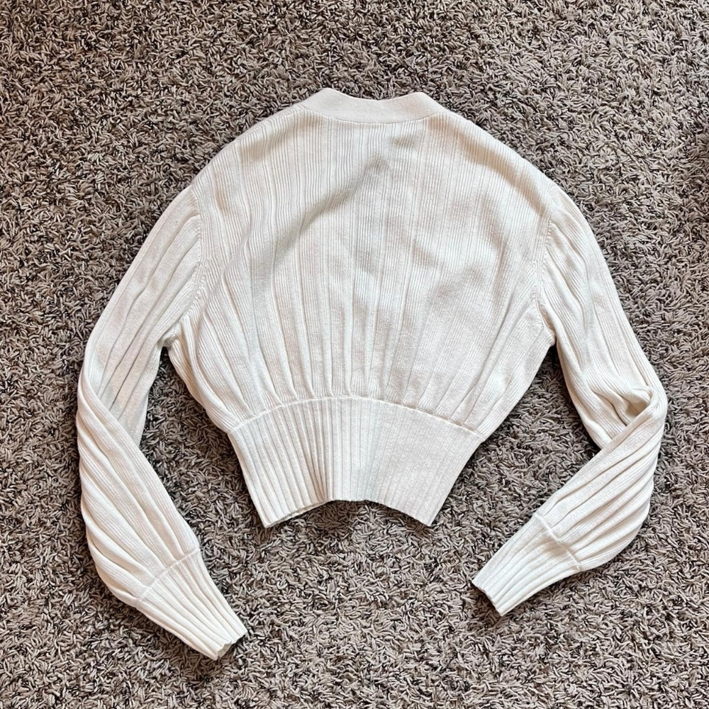 Aritzia Plunge Front Merino Wool Cardigan |  Wilfred V Neck Oak Ribbed Button - Picture 11 of 11